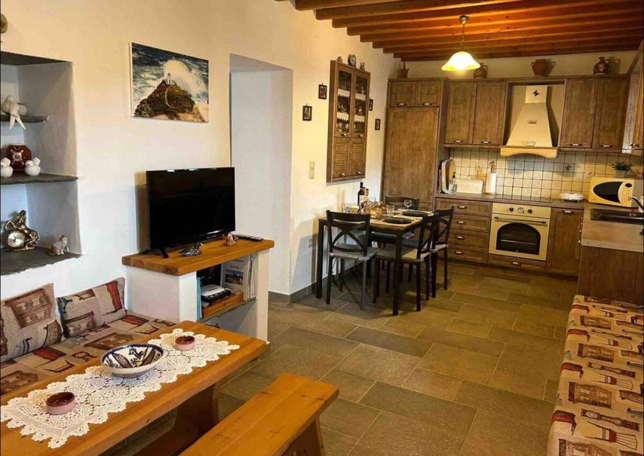 Diavrouxas House In Sifnos Apartment Cherronisos  ภายนอก รูปภาพ
